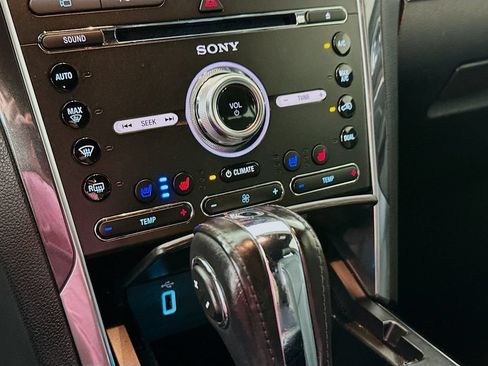 Used 2018 Ford Explorer Limited FWD image 14