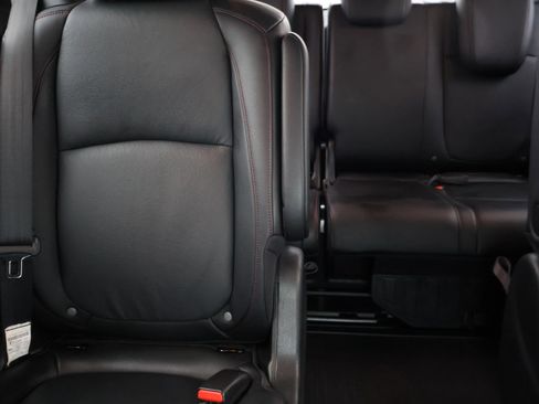 Used 2025 Honda Odyssey Sport-L image 12