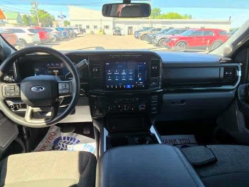 Used 2023 Ford F350 XLT w/ XLT Premium Package AWD/4WD image 10