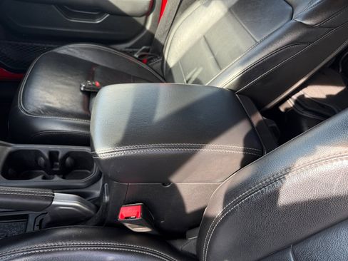 Used 2020 Jeep Gladiator Overland image 14