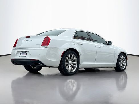 Used 2015 Chrysler 300 C Platinum w/ Harman/Kardon Audio Group image 2