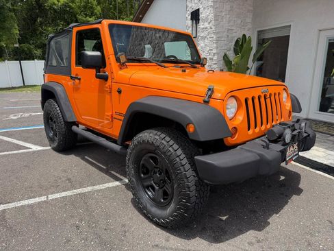Used 2013 Jeep Wrangler Sport AWD/4WD image 18