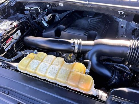 Certified 2019 Ford F150 Lariat w/ Equipment Group 502A Luxury image 35