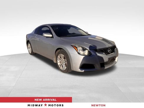 Used 2012 Nissan Altima 2.5 S image 1