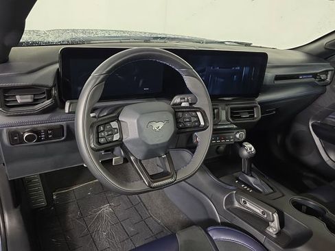 Used 2025 Ford Mustang Dark Horse image 11