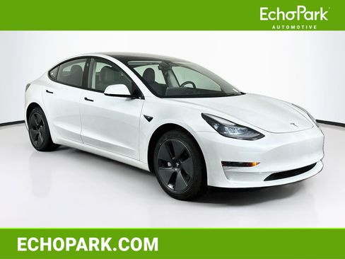 Used 2023 Tesla Model 3 Standard Range RWD image 1