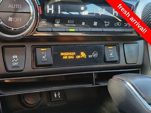 Used 2019 Toyota RAV4 XSE image 35