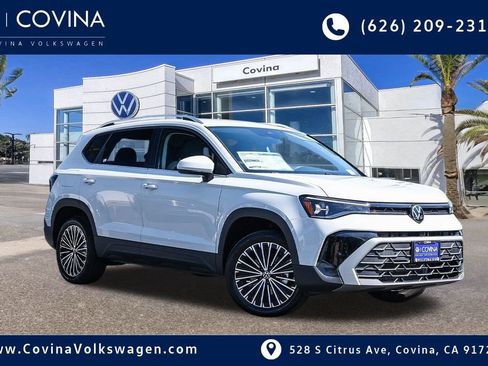 New 2025 Volkswagen Taos SE image 1