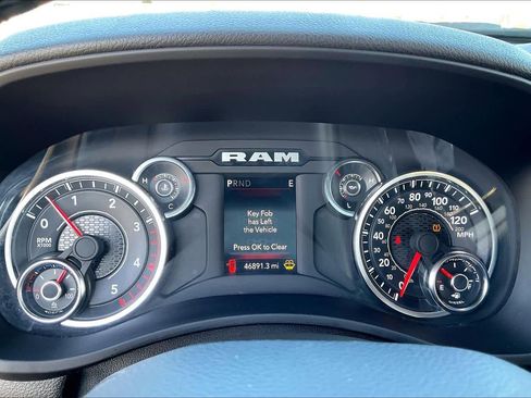 Used 2024 RAM 2500 Big Horn image 25