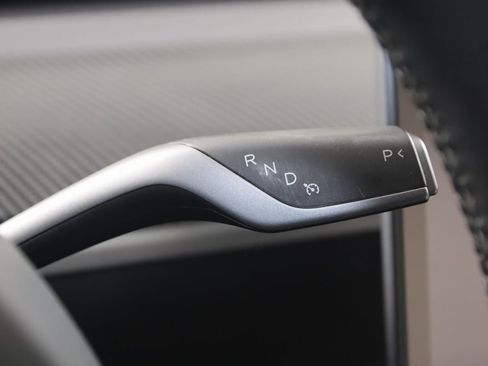 Used 2022 Tesla Model Y Performance image 7