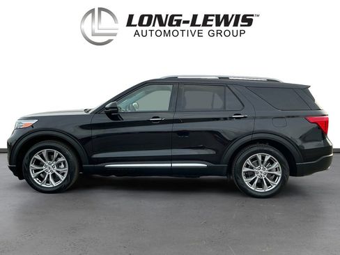 Used 2022 Ford Explorer Limited w/ Limited Technology Package image 2