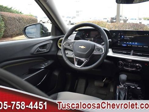 New 2026 Chevrolet Trax LT w/ LT Convenience Package image 17