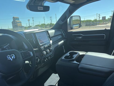 New 2026 RAM 1500 Big Horn AWD/4WD image 14