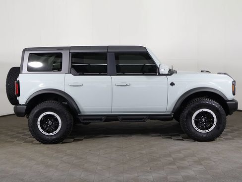 Used 2023 Ford Bronco Outer Banks w/ Sasquatch Package AWD/4WD image 19
