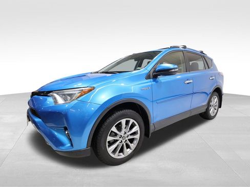 Used 2017 Toyota RAV4 Limited image 6