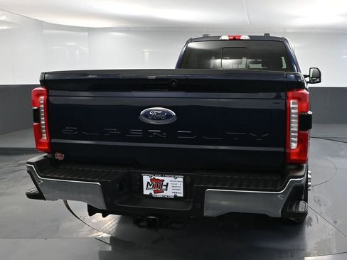 Used 2023 Ford F250 Lariat w/ FX4 Off-Road Package image 7