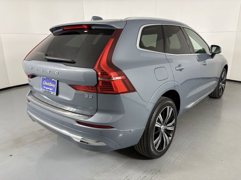 Used 2023 Volvo XC60 B5 Ultimate image 8