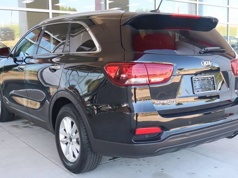 Used 2020 Kia Sorento LX w/ LX I4 Convenience Package AWD/4WD image 6