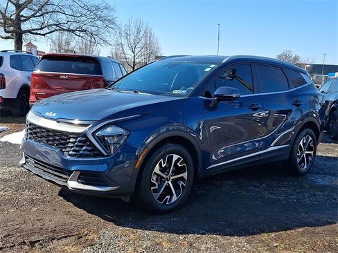 Certified 2023 Kia Sportage EX image 3