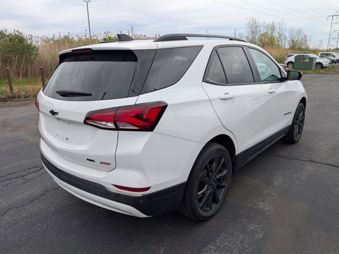 Used 2023 Chevrolet Equinox RS AWD/4WD image 8