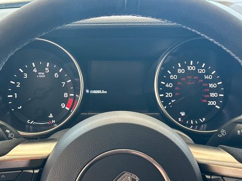 Used 2019 Ford Mustang Shelby GT350 w/ Technology Package image 17