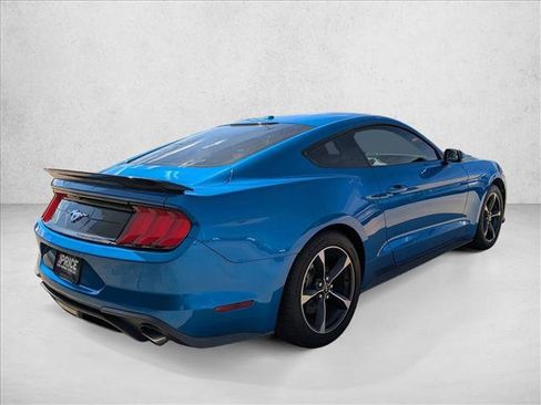 Used 2019 Ford Mustang Coupe image 5