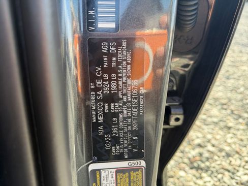 Used 2025 Kia K4 LXS image 28