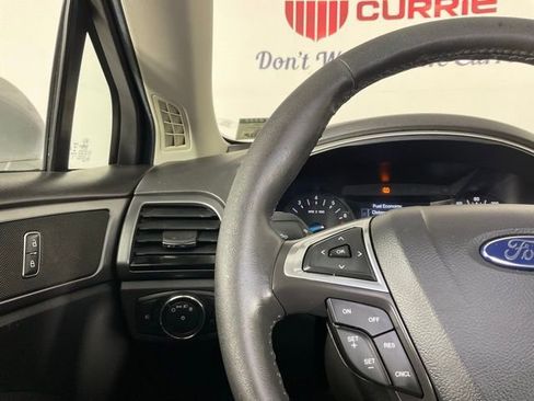 Used 2014 Ford Fusion SE w/ Equipment Group 201A image 24