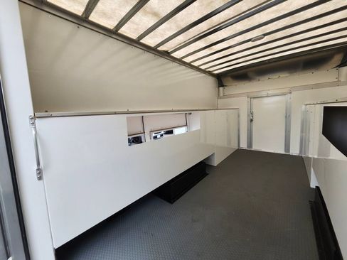 Used 2022 Chevrolet Express 3500 w/ Power Convenience Package RWD image 24