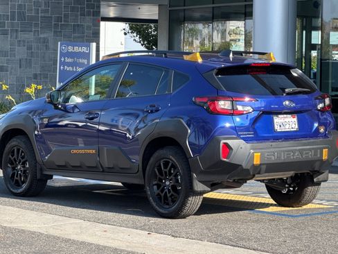 Used 2025 Subaru Crosstrek 2.5i Wilderness w/ Crosstrek Mirror Package AWD/4WD image 6