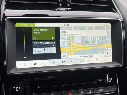 Used 2018 Jaguar XE S RWD image 18