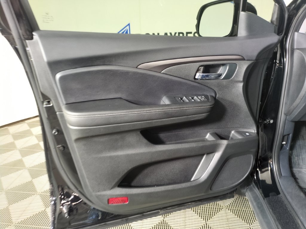 Certified 2023 Honda Ridgeline Sport image 14