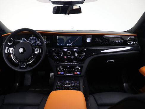 Certified 2023 Rolls-Royce Ghost image 4