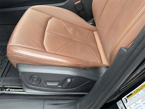 Used 2024 Audi Q3 2.0T Premium Plus image 23