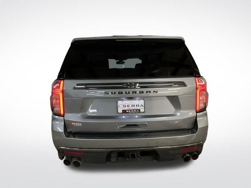 Used 2022 Chevrolet Suburban Z71 w/ Z71 Off-Road Package AWD/4WD image 4