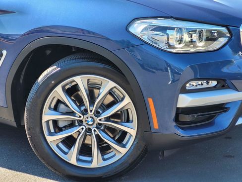 Used 2018 BMW X3 xDrive30i w/ Premium Package AWD/4WD image 5