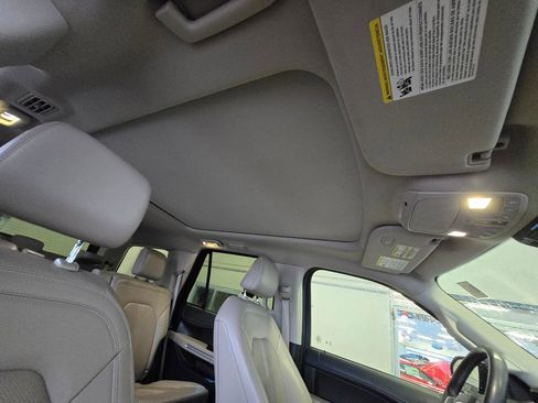 Used 2024 Ford Expedition Limited image 31