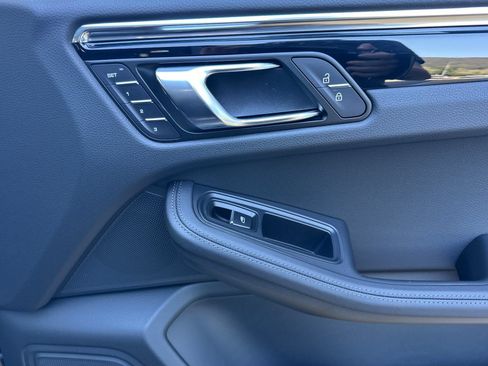 New 2026 Porsche Macan AWD/4WD image 20