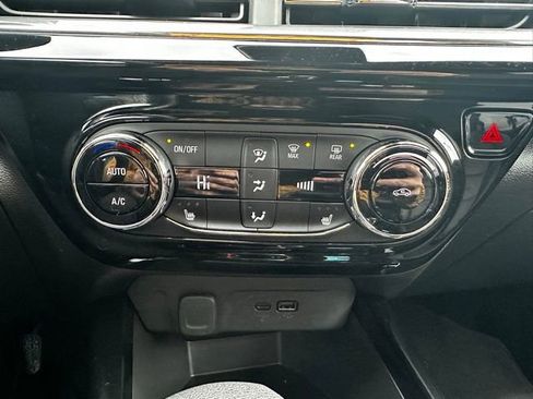 Used 2024 Chevrolet Trax RS w/ Driver Confidence Package image 24