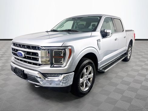 Used 2023 Ford F150 Lariat w/ Equipment Group 502A High AWD/4WD image 3