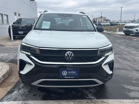 Certified 2024 Volkswagen Taos S image 3