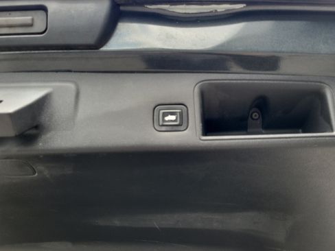 Used 2019 GMC Terrain Denali w/ Advanced Safety Package FWD image 19