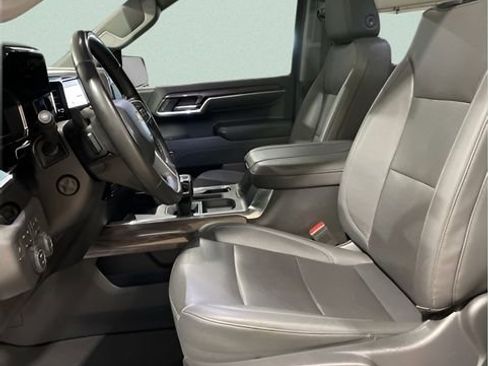 Used 2023 Chevrolet Silverado 1500 LTZ AWD/4WD image 31