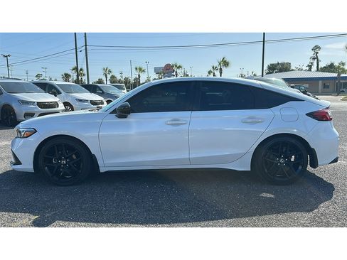 Used 2023 Honda Civic Sport image 2