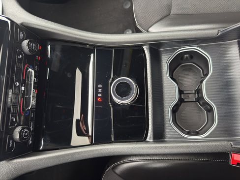 Used 2024 Jeep Grand Cherokee Altitude AWD/4WD image 22