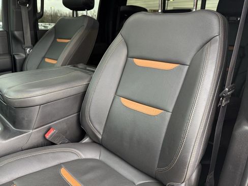 Used 2023 GMC Sierra 2500 AT4 w/ AT4 Premium Plus Package image 24