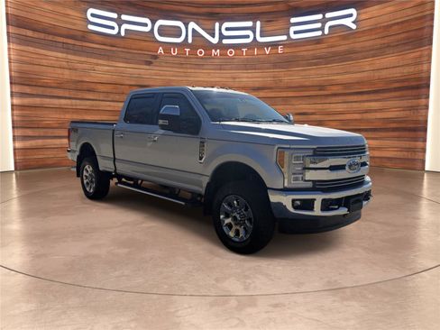 Used 2017 Ford F250 Lariat w/ Lariat Ultimate Package image 8