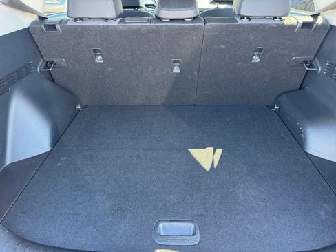 Used 2025 Kia Seltos S image 29