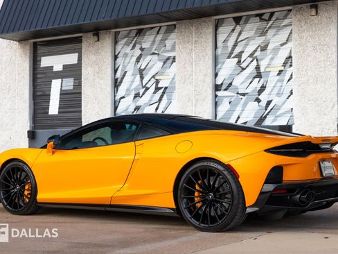 Used 2023 McLaren GT image 10