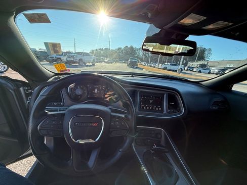 Used 2020 Dodge Challenger SXT w/ Blacktop Package image 13